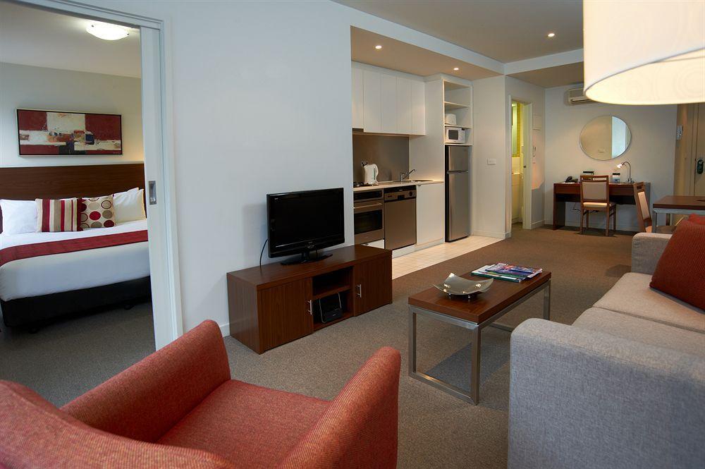 Quest On Dorcas Aparthotel Melbourne Buitenkant foto