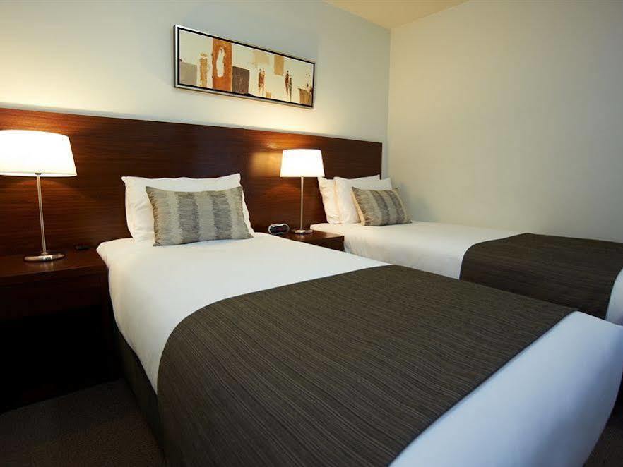Quest On Dorcas Aparthotel Melbourne Buitenkant foto